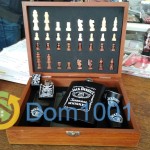 Кутия шах Джак Даниелс с чаши и запалка